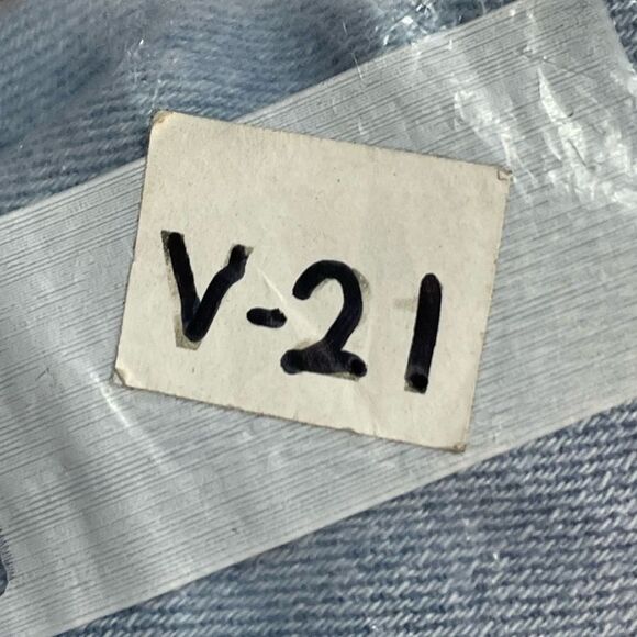 American Eagle Lightwashed Distressed Jeans Size 24 - Picture 5 of 5